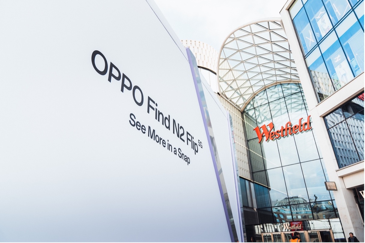 OPPO Find N2 Flip Pop-up Store at Westfield London
