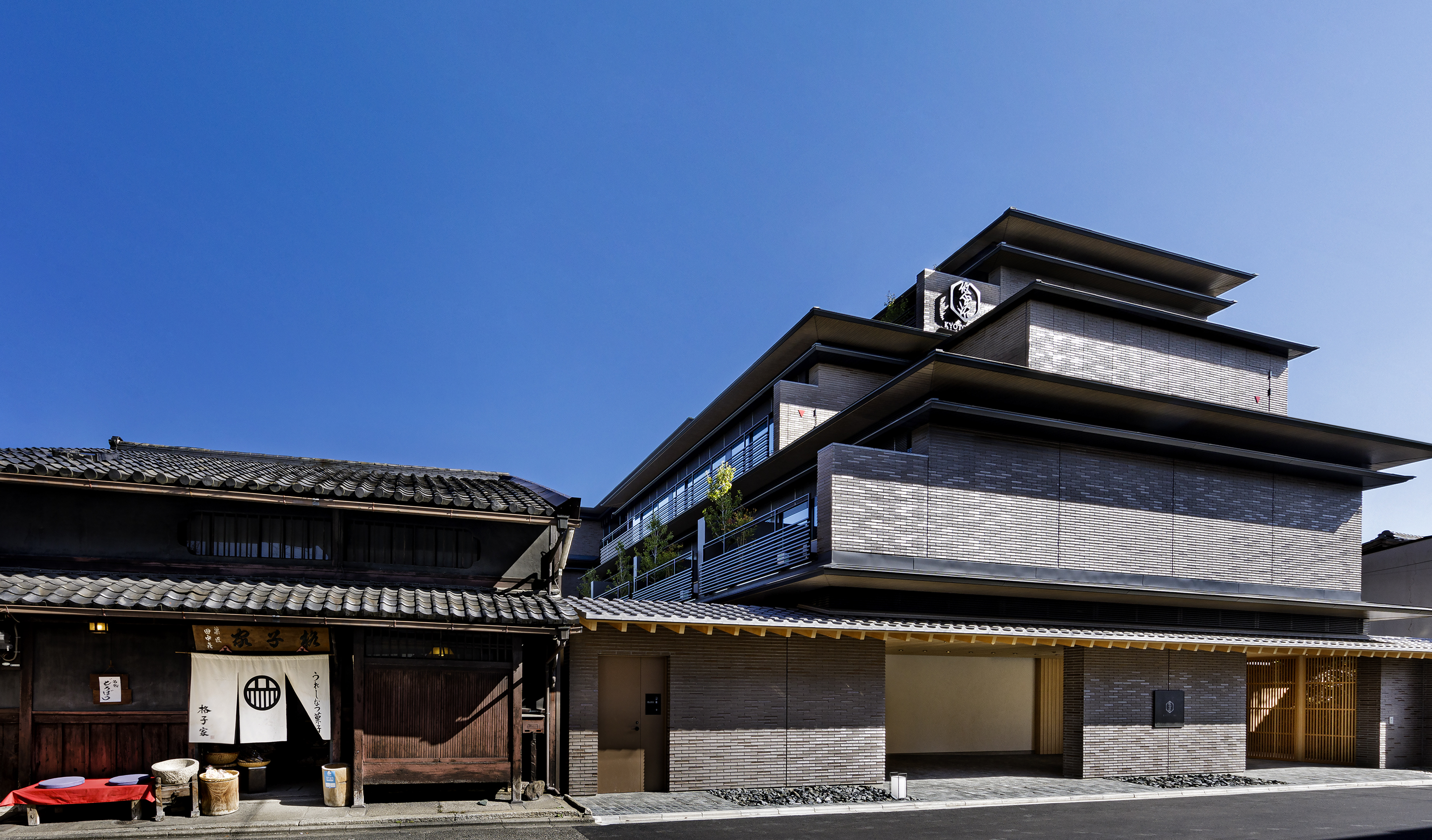 Garrya-Nijo-Castle-Kyoto.JPG