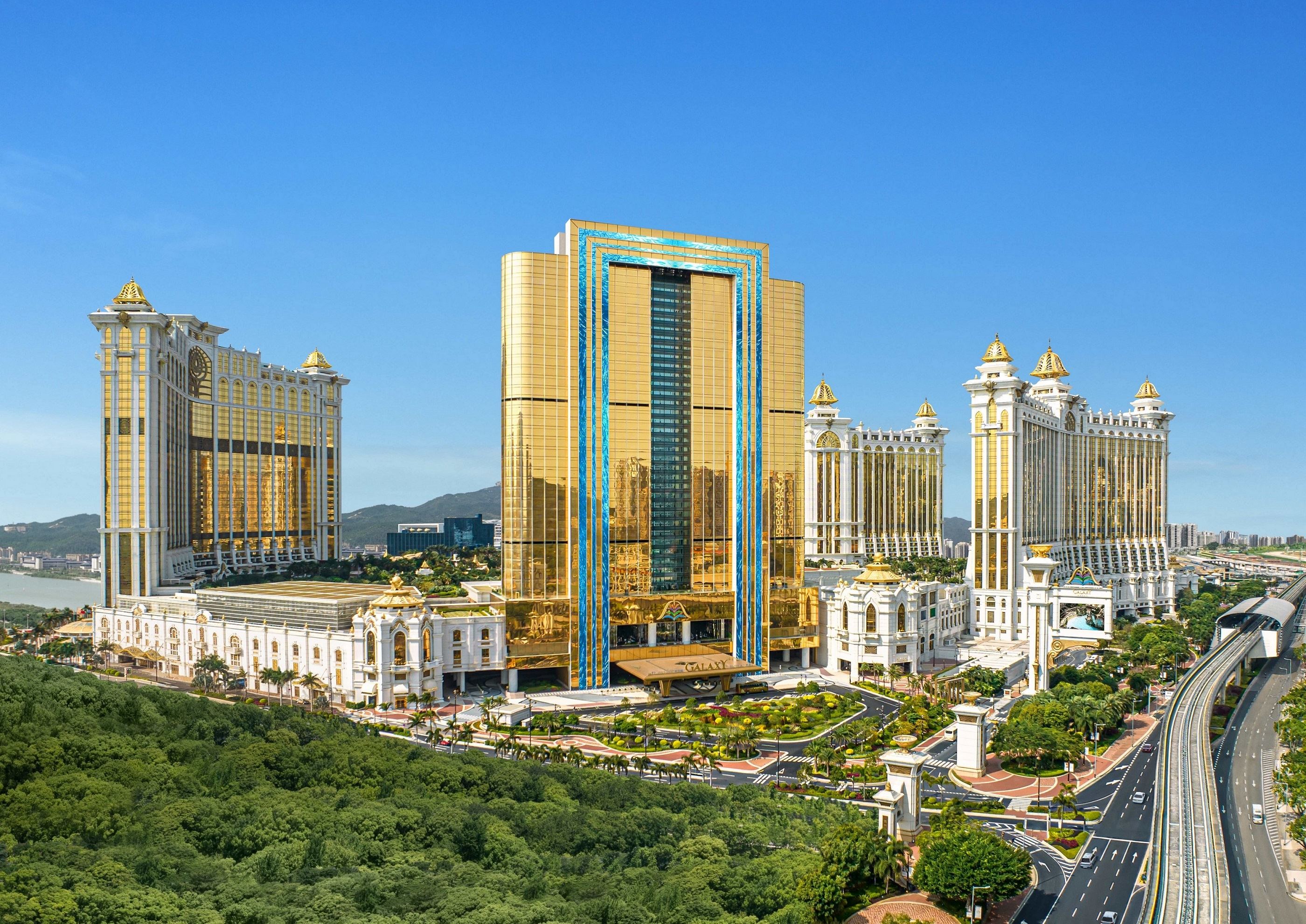 Galaxy Macau offers a wide variety of gastronomic delights, which have long been the favorites of global food enthusiasts, frequently appearing on the world’s leading culinary awards lists.