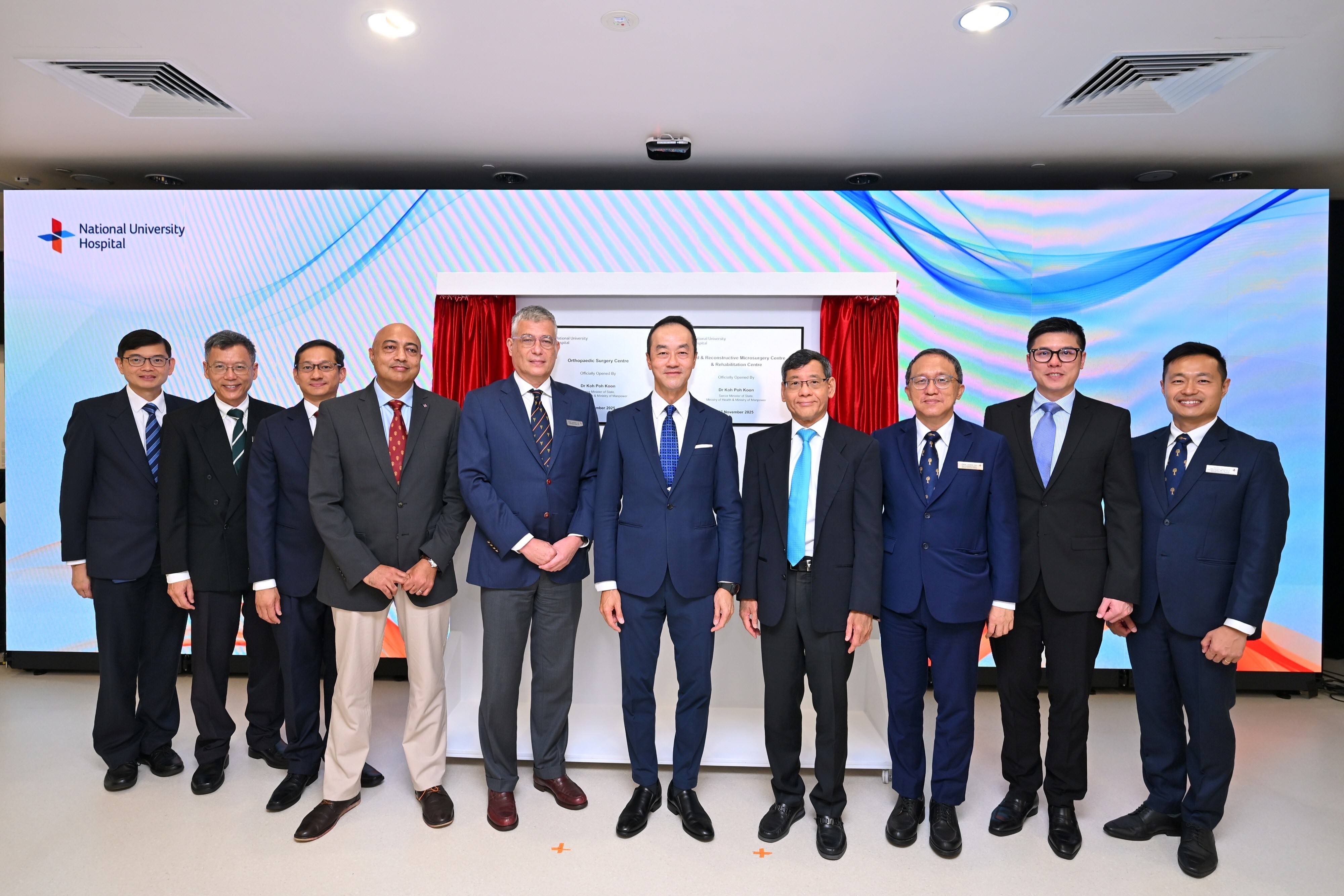 At the official opening of NUH’s Orthopaedic Surgery Centre and the Hand & Reconstructive Microsurgery Centre, officiated by Dr Koh Poh Koon, Senior Minister of State, Ministry of Health & Ministry of Manpower (fifth from right).