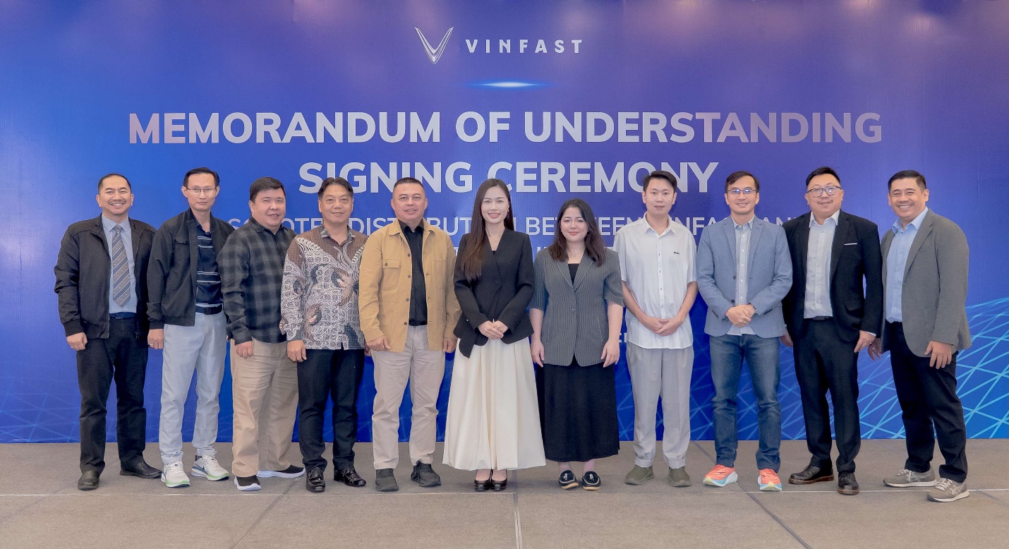 VinFast signed strategic MoUs with its first e-scooter partners in Indonesia.